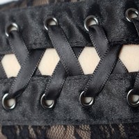 Sexy Black Gothic Lace up Gloves - Thumbnail 4