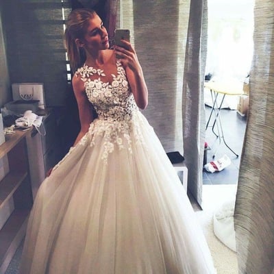 Elegant wedding dresses bridal gown with appliques - Thumbnail 3