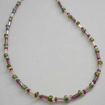 Purple and pine bead necklace