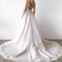 Gorgeous Ball Gown V Neck Tulle Wedding Dresses with Sparkly Lace - Thumbnail 2