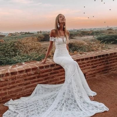 Elegant mermaid off the shoulder white lace wedding dresses with train - Thumbnail 3