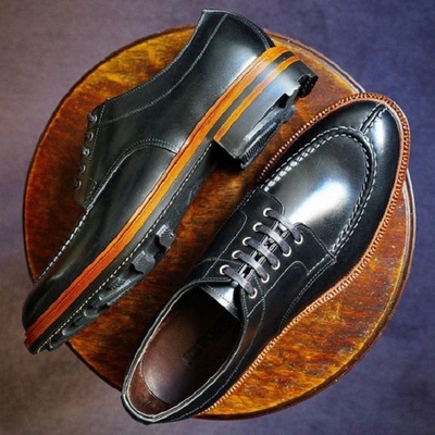 Handmade men's black leather cap toe lace up design decent wear leather rubber sole shoes