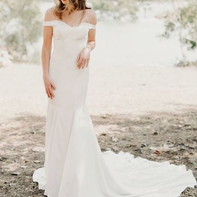 Simple mermaid off the shoulder white satin wedding dresses - Thumbnail 4