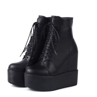 Side zip lace up platform leather boots in white and black - Thumbnail 2