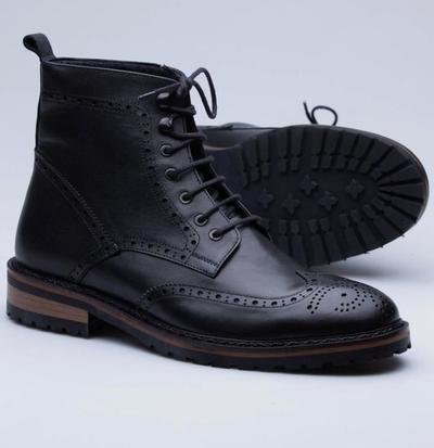 Unique Handmade Black Wingtip Lace Up Military Boot For Gentlemen, Adult Brogue Leather Boot