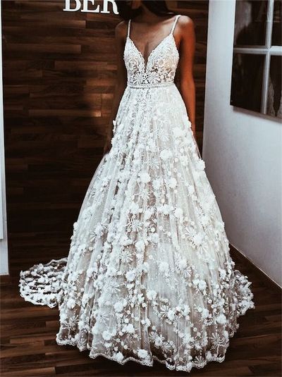 New arrival V Neck Lace Wedding Dress Bride Gown 2021