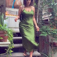 Charming Sheath Scoop Neck Green Silk Midi Prom Evening Dress - Thumbnail 1