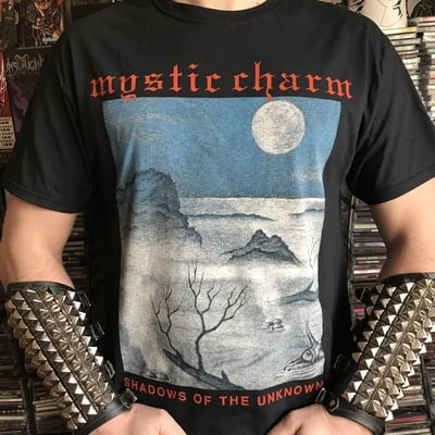 Mystic charm t-shirt (pre-order)