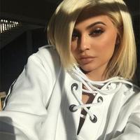 Long-Sleeved Hooded Sweater - Thumbnail 1