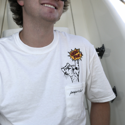 Mens momokitty high five pocket tee