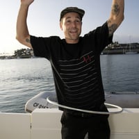 Mens Heart Beat Tee - Thumbnail 3