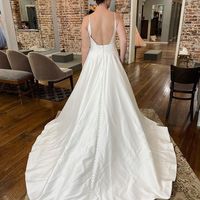 Elegant Vintage Ball Gown V Neck Satin Wedding Dresses with Button - Thumbnail 1