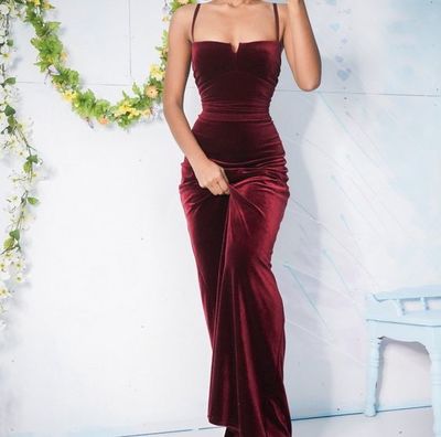 Elegant Mermaid Square Neck Burgundy Velvet Long Prom Dresses with Criss Cross Back
