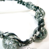 Striped crackle beaded hemp bracelet - Thumbnail 1