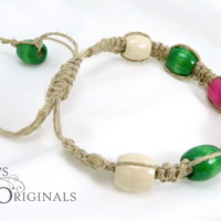 Pink, green and cream wood and hemp bracelet - Thumbnail 1