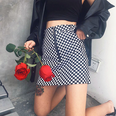 CHECKERBOARD ZIP UP SKIRT 