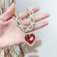 Love Heart Pearl Necklace - Thumbnail 1