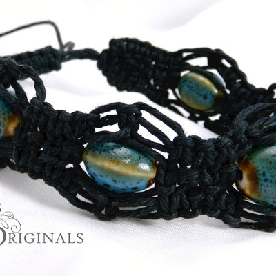 Fancy black hemp and ceramic bead bracelet - Thumbnail 4