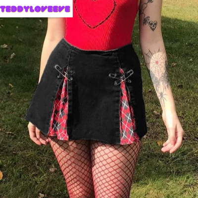 Cute sexy plaid patchwork safety pins black a-line mini high waisted skirt goth punk club e-girl kawaii korean japanese harajuku streetwear