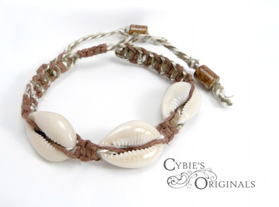 Hemp Cowrie shell bracelet