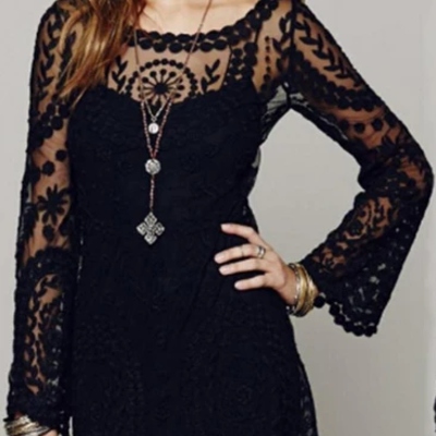 Embroidery round neck long-sleeved dress