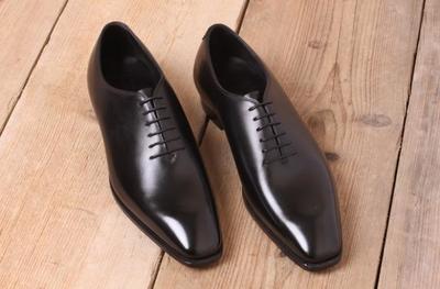 Luxury Handmade Black Bespoke Lace Up Dress Shoes For Men