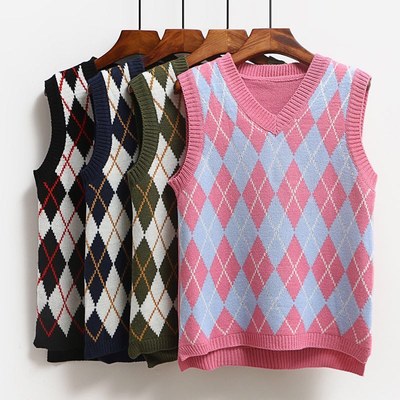 Cute argyle v neck sleeveless vest knit sweater pullover jumper tank top autumn aesthetic e-girl kawaii korean japanese harajuku streetwear - Thumbnail 4