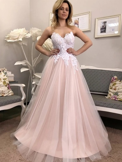Sweet Strapless Blush Pink Tulle Prom Dresses with Appliques