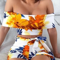 Floral Sexy Shorts Two-piece Set - Thumbnail 1