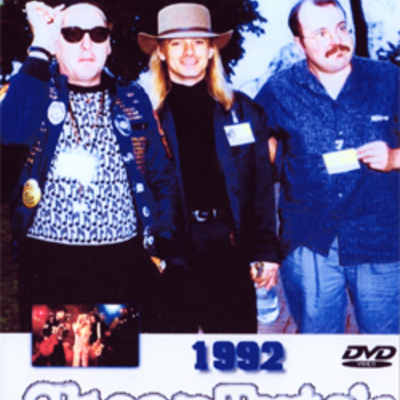 Cheap trick live in tokyo '92 + bonus tracks dvd