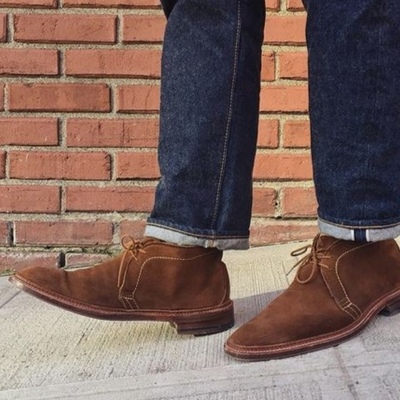 New men's brown chukka lace up suede dress shoes