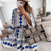 V-neck Fashion Long Sleeve Print Dress - Thumbnail 2