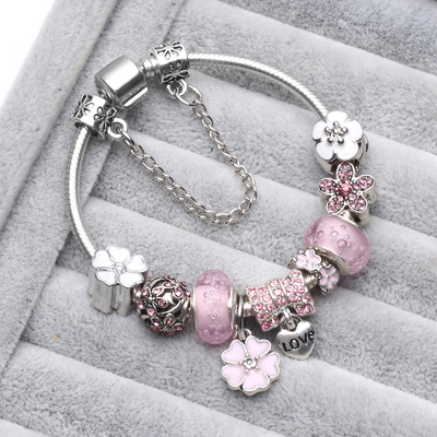 Sakura beads bracelet