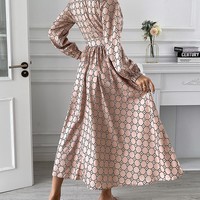 V-Neck Printed Long-Sleeved Dress - Thumbnail 3