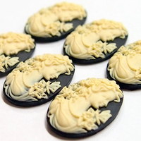 6 of 25x18 mm Classic Grecian Woman Cameos with Butterfly and Pearl Necklace, Cream over Black Pretty - Thumbnail 3