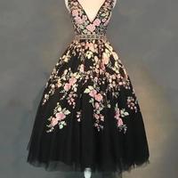 A-line V-neck Floral Tea Length Black Tulle Prom Dresses With Beading，514 - Thumbnail 1