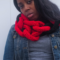 Chain Link Scarf - Red and Black - Thumbnail 1