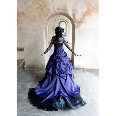 Victorian Gothic Plus Size Long Sleeve Wedding Dresses Sexy Purple and Black Ruffles Satin Corset Strapless Lace Bridal Gowns Plus Size,1026