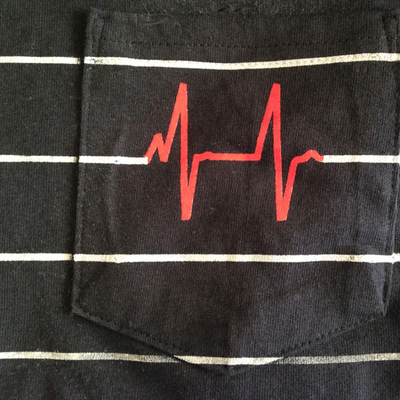 Mens heart beat tee