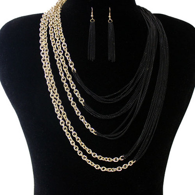 Linked Black and gold tone Necklace set TDE