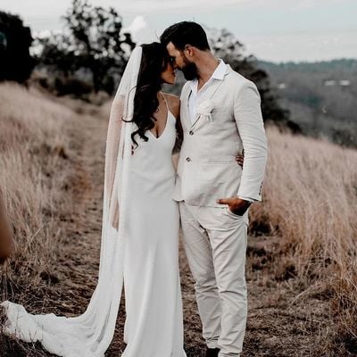 Glamorous mermaid v neck cross back white satin wedding dresses - Thumbnail 2