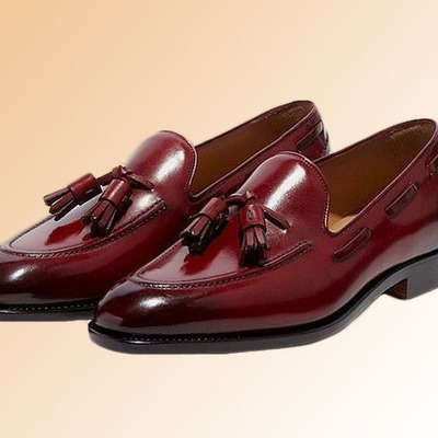 Best handmde stylish burgundy tone leather loafer slips on tassels formal shoes