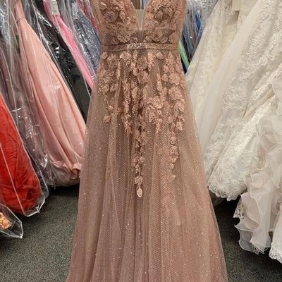 Spaghetti straps prom dresses with appliques - Thumbnail 3