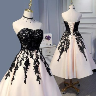Tea length champagne and black lace wedding party gown  - Thumbnail 4