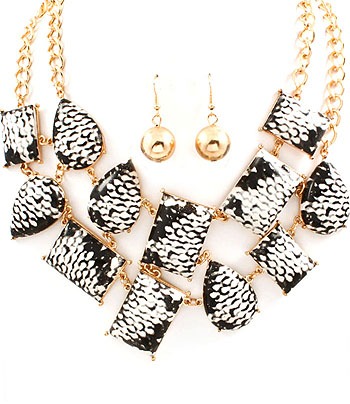 Black & White Python Necklace