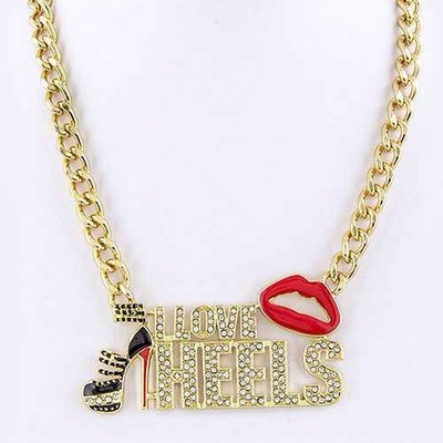 I love heels necklace
