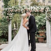 Stunning A-Line Sweetheart White Satin Wedding Dresses with Lace Appliques - Thumbnail 2