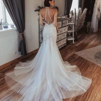 Luxurious Mermaid Halter Lace Tulle Wedding Dresses - Thumbnail 1