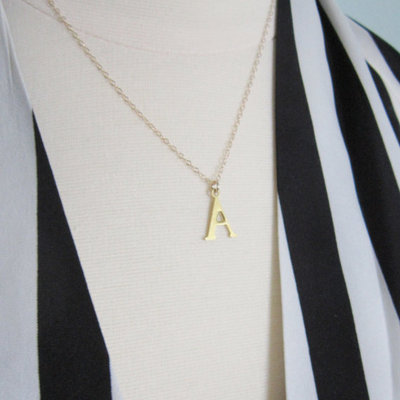 Letter necklace in brass, personalized jewelry