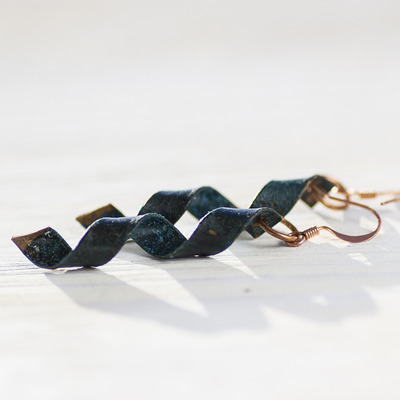 Copper turquoise spiral earrings - Thumbnail 1